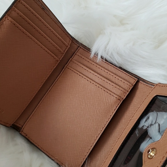 Michael Kors Crossbody and Wallet - Picture 6 of 7